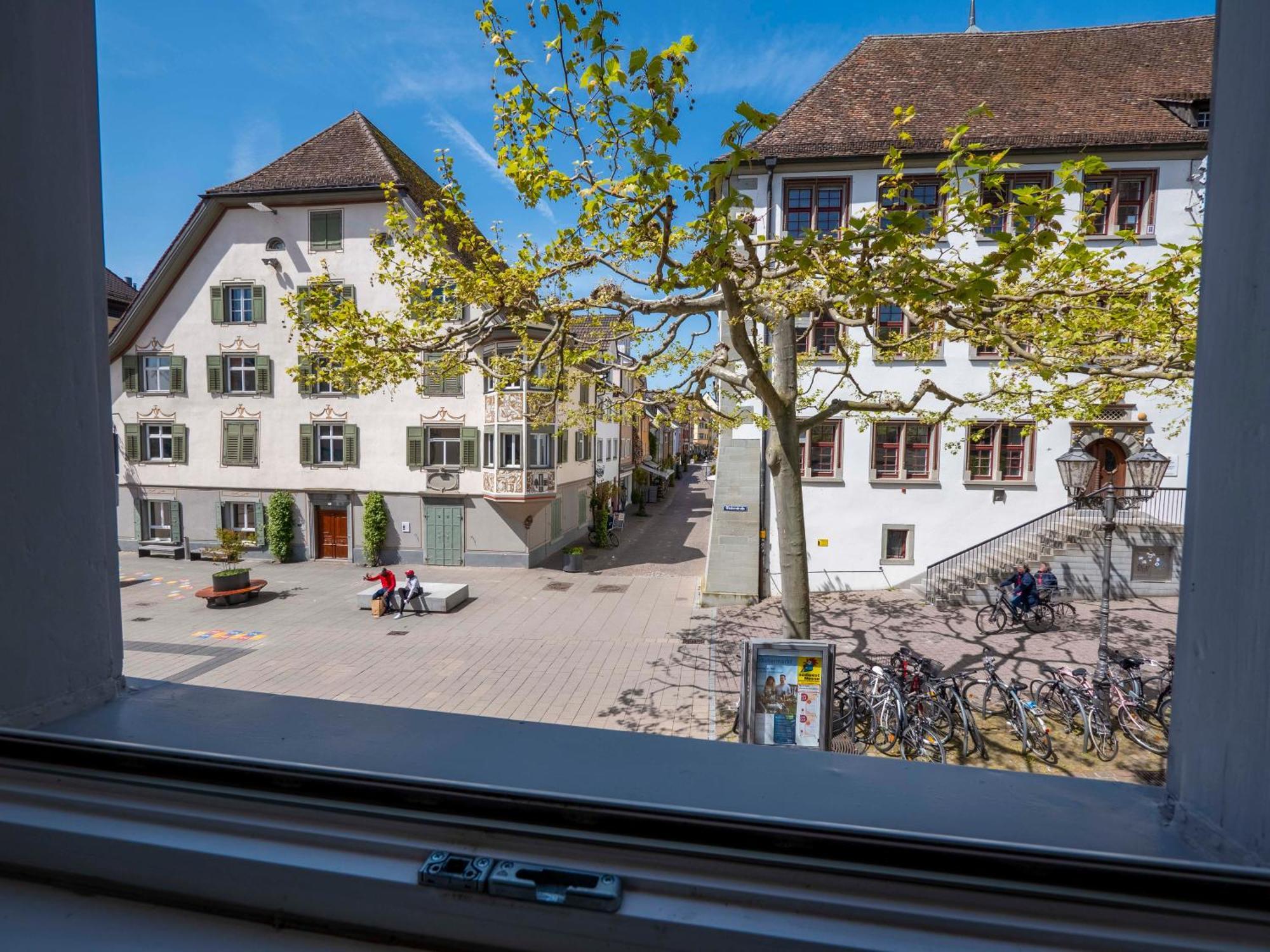 Ferienwohnung Seeromantik In 2 Minuten Am See Radolfzell am Bodensee Exterior foto